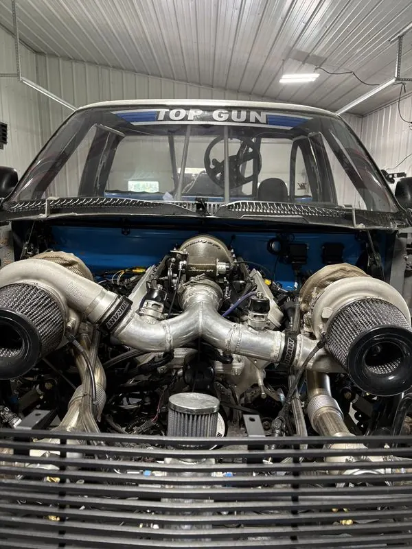 Top Gun twin-turbo engine bay